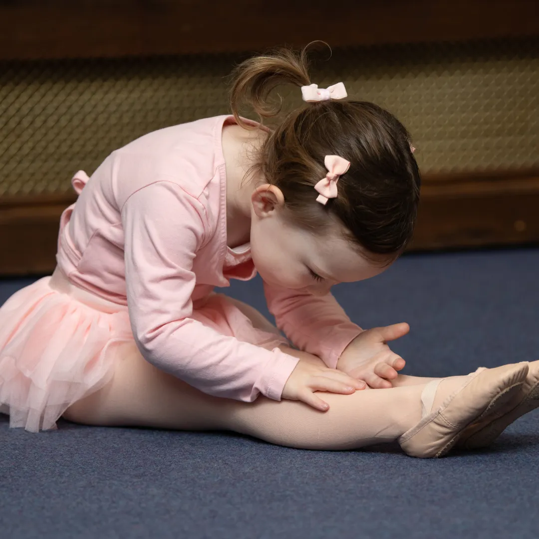 Adult & Me Dance | 10.35am| Thursday | St Peter's Church, Belgravia - Spring