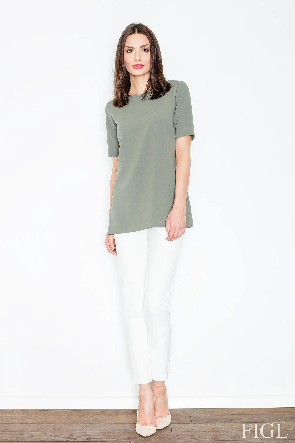 Chic Cut-Out Back Knit Blouse for Sophisticated Occasions