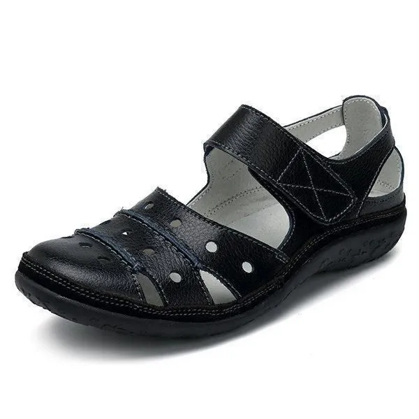 Owlkay - Stride Harmony Hollow Hook Flat Sandals